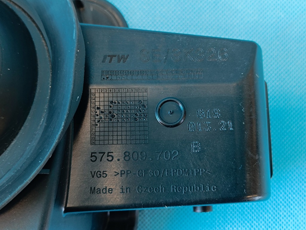 фото №10, Skoda karoq 2020r 1,5 tsi 110kw кришка заливної пального lf9r 575809702b