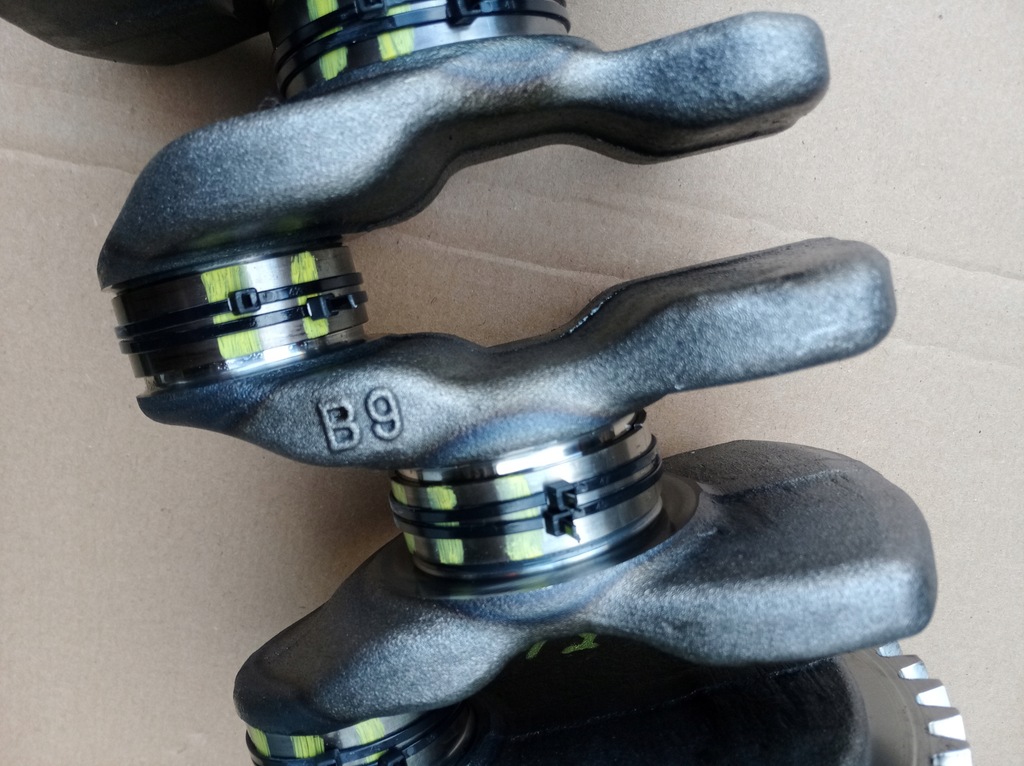 фото №8, Toyota rav4 v wał коленчатый 2.5 hybrid a25a