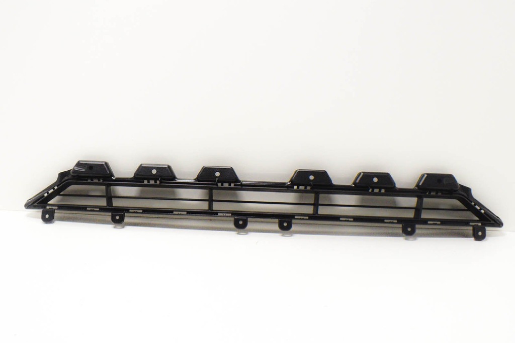 фото №6, Audi q3 8u бампер передний средняя нижняя решётка 8u0807683fsp9 оригинальный