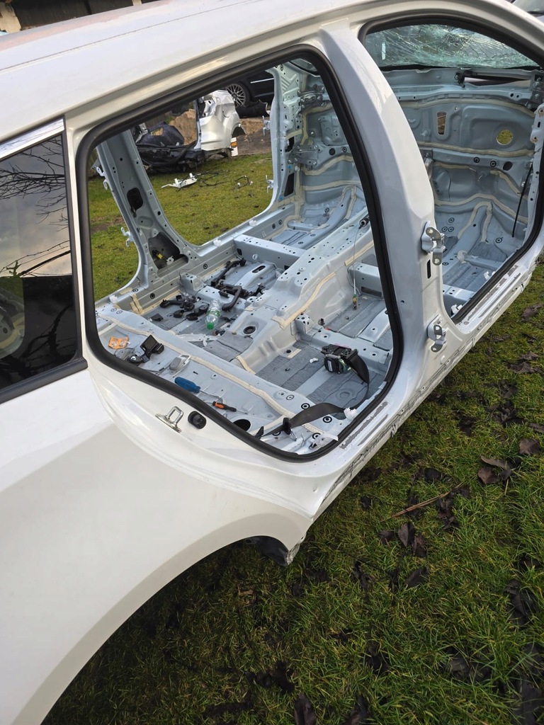 фото №8, Toyota corolla e21 kombi bok четверть задняя задняя