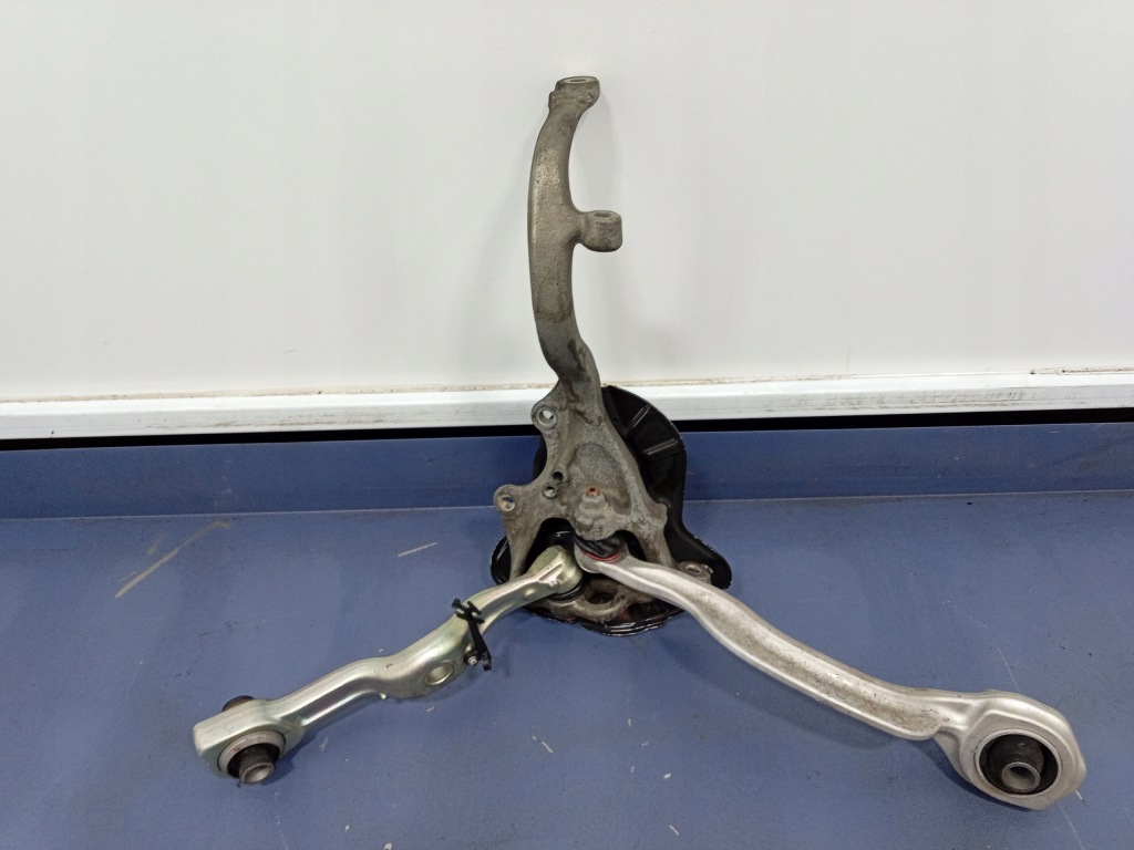 фото №3, Mercedes cl w216 поворотный кулак левая перед ступица