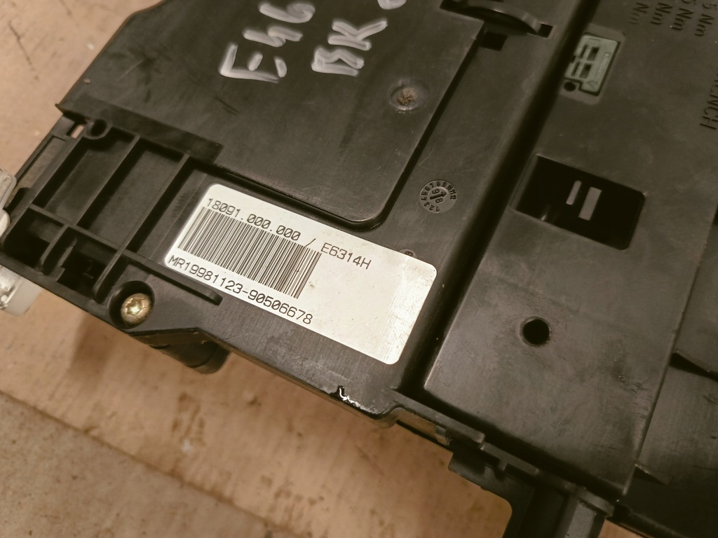 Коробка запобіжників bmw e46 Ціна