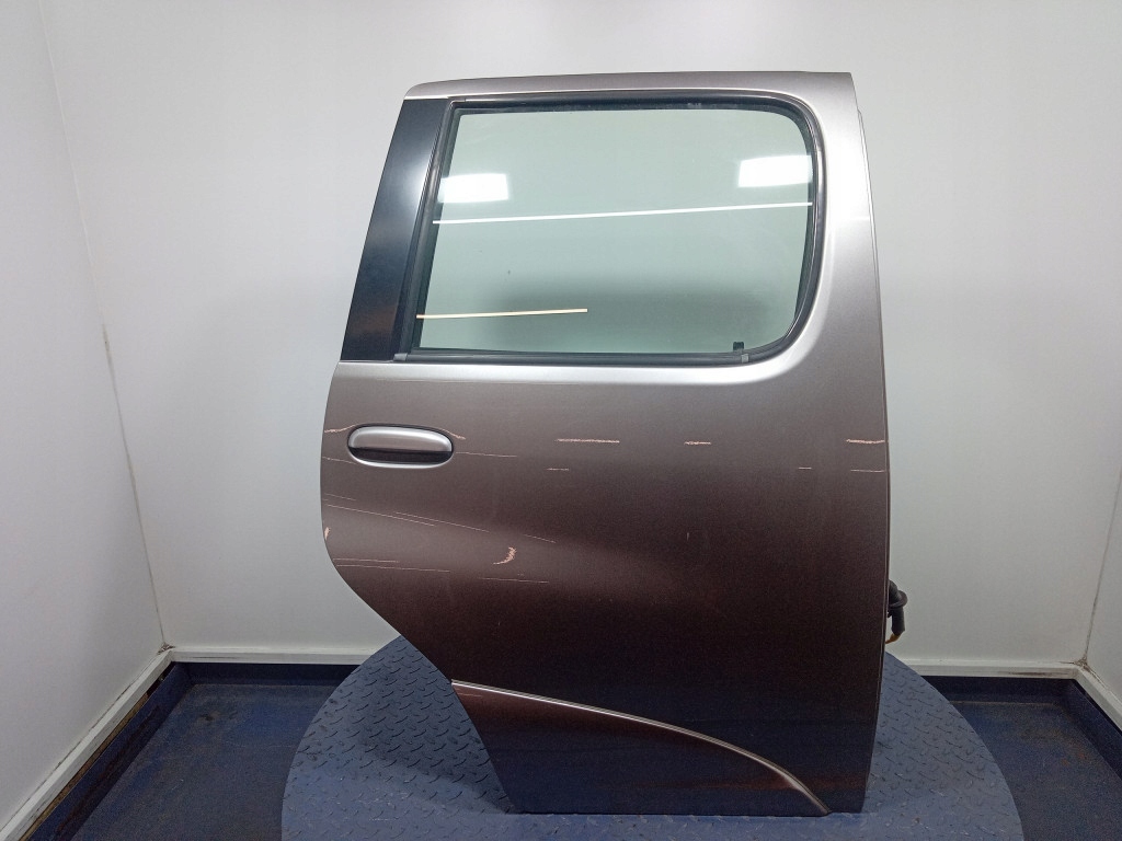 фото №1, Toyota yaris verso двері задня праве 01 1d2