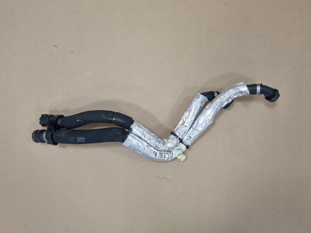 фото №1, Volvo c40 xc40 шланг wąż wody 32339718