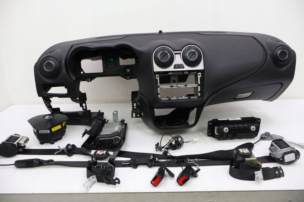 Alfa romeo mito панель приладів приладова набір подушка безпеки 1560884630 в Україні