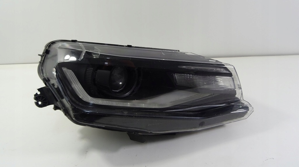 фото №1, 2016 camaro лампа правая перед передняя ксенон led