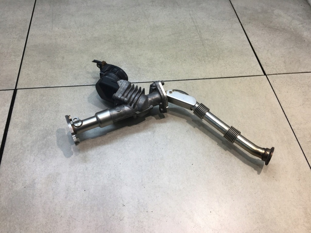 фото №1, Клапан egr bmw 3 e92 320 i 7563241