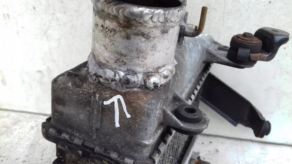 Интеркулер радиатор воздуха toyota avensis t22 2.0 d4d 97- в Украине