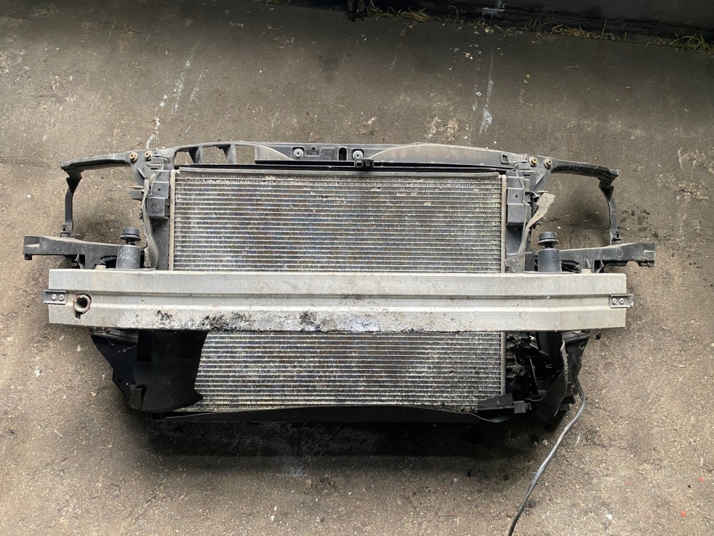 фото №1, Audi a4 b6 усилитель передний pas передний benzyn