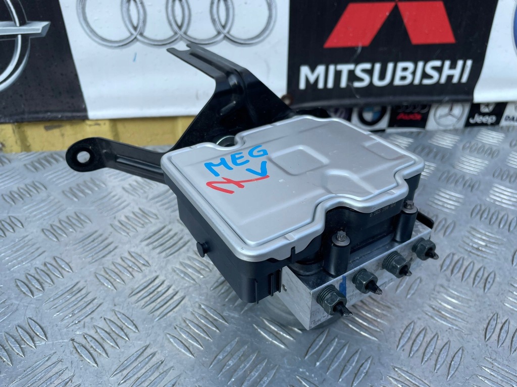 фото №1, Renault megane v e-tech насос abs ideał 476605687r