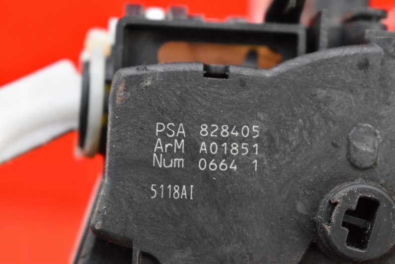 фото №10, Замок двері правий перед передній eu 828405 peugeot partner 2 ii 08-12