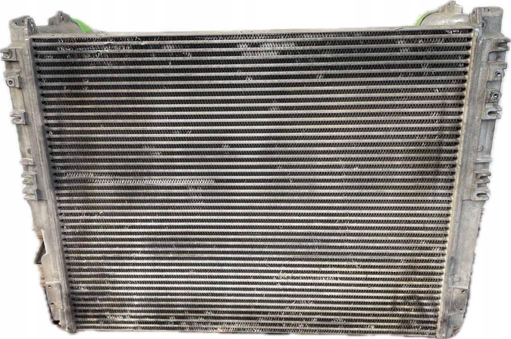 Купити Радіатор повітря інтеркулер mercedes actros mp4 mp5 a9605000002