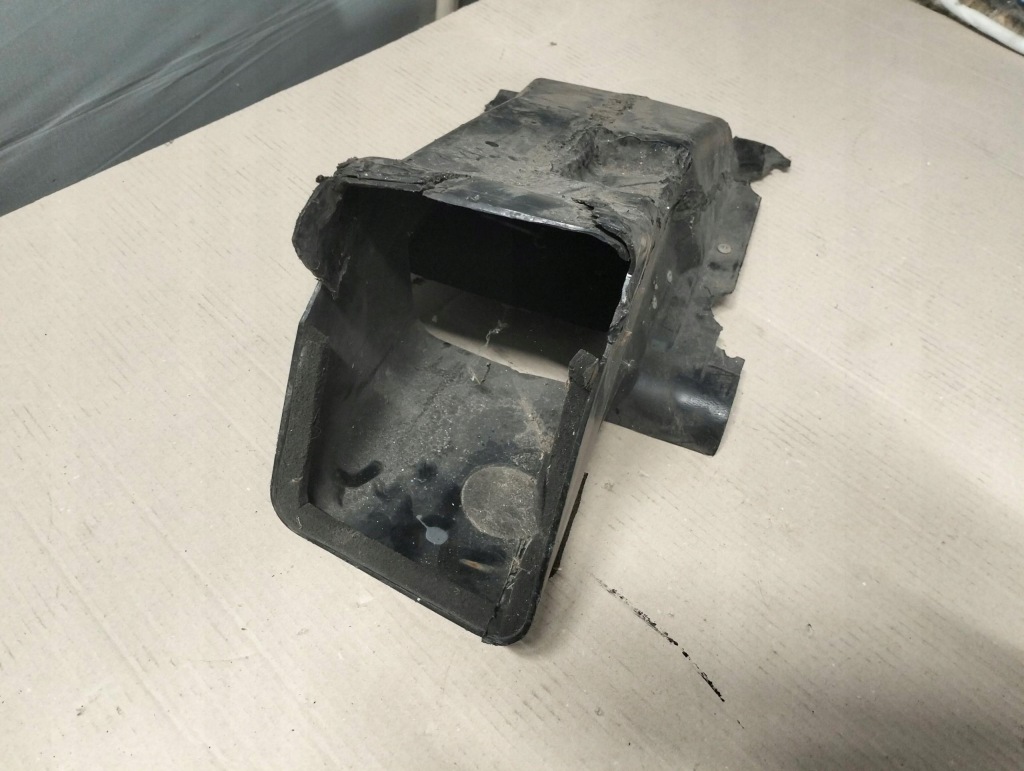 Труба впуск воздуха nissan gtr r35 f97241a94000 в Украине