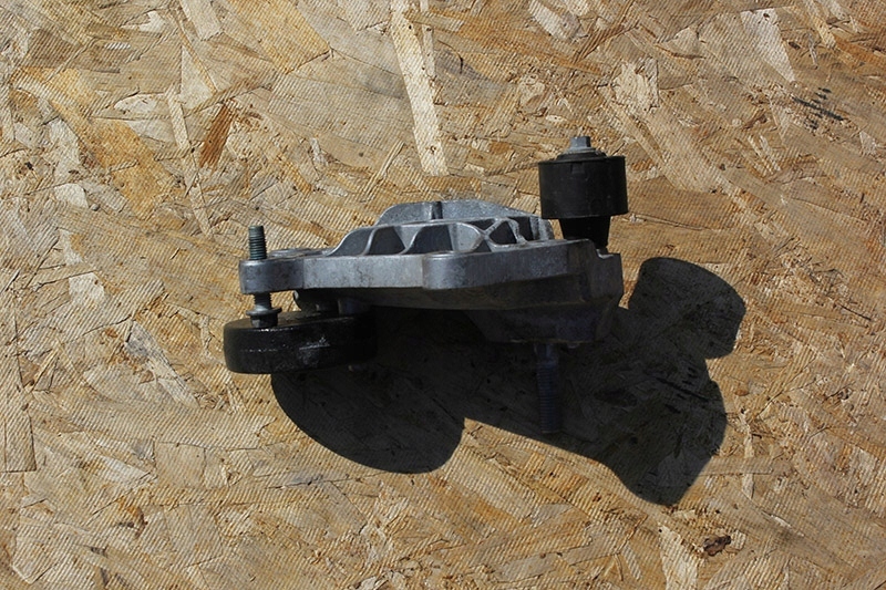 фото №1, Ford edge ecoboost 2016 2.0 натяжитель кронштейн ролик