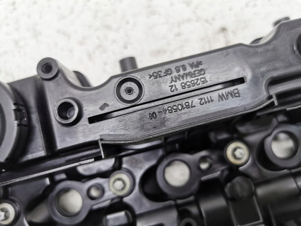 фото №12, Кришка клапанів bmw seria 3 e90 e91 7810584 2.0d