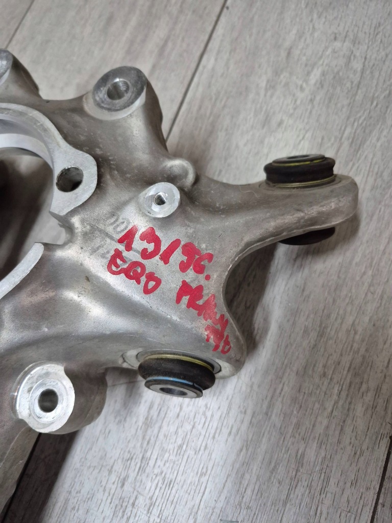 фото №6, 13156. mercedes eqs поворотний кулак правий задня a2960800