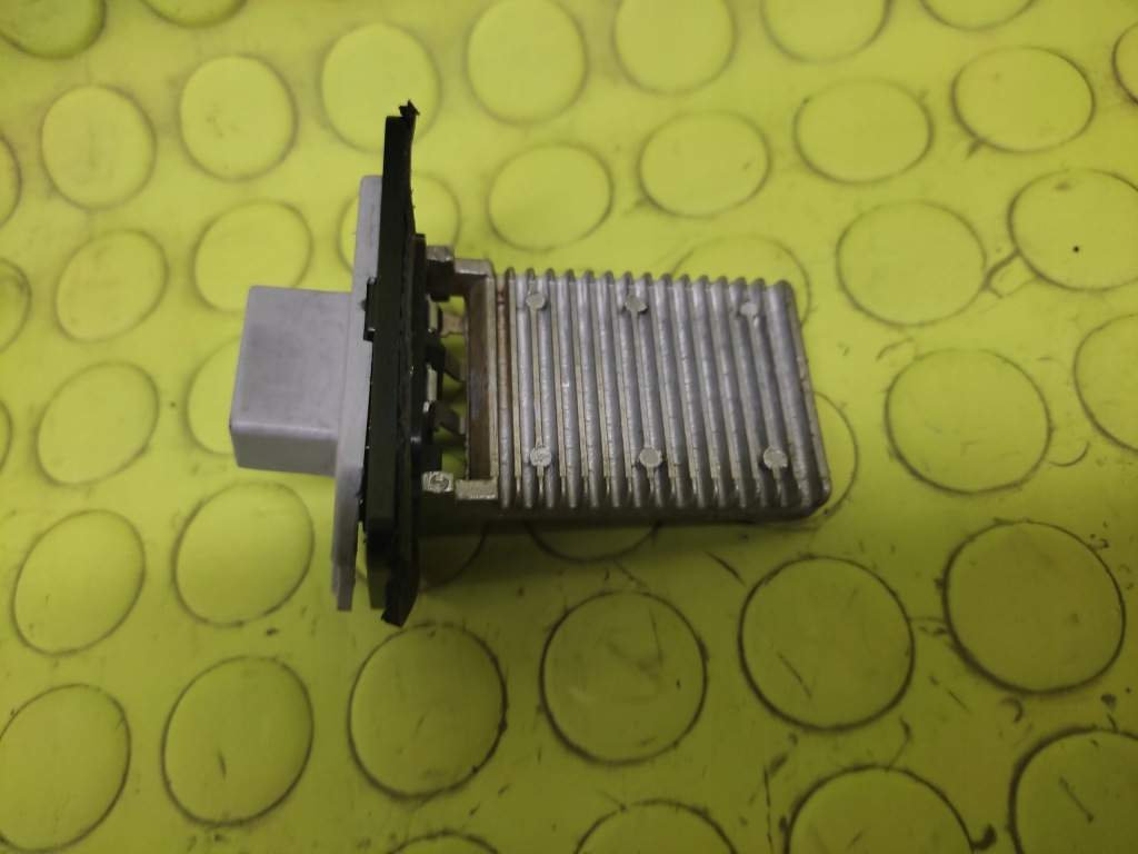 фото №2, Hyundai matrix 1.5 crdi резистор вентилятор