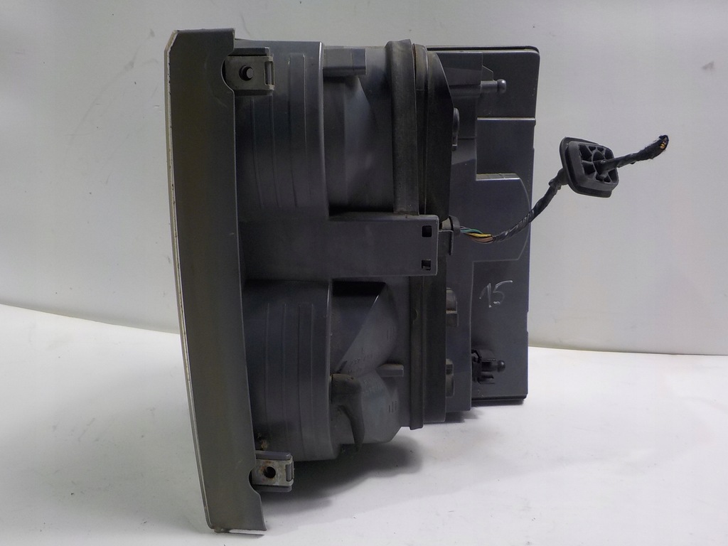 фото №9, Land rover range rover l322 лампа левая задняя левый задняя