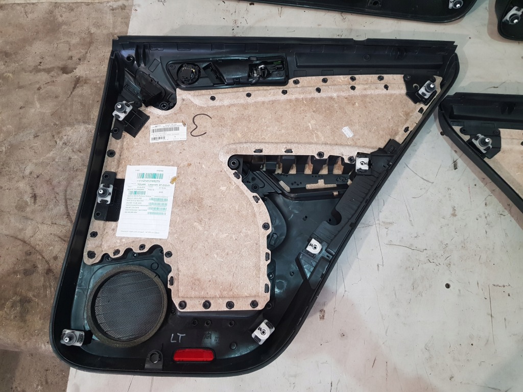 фото №8, Обшивки обивка дверь vw tiguan 5n 2.0 tdi 12r eur lift комплект