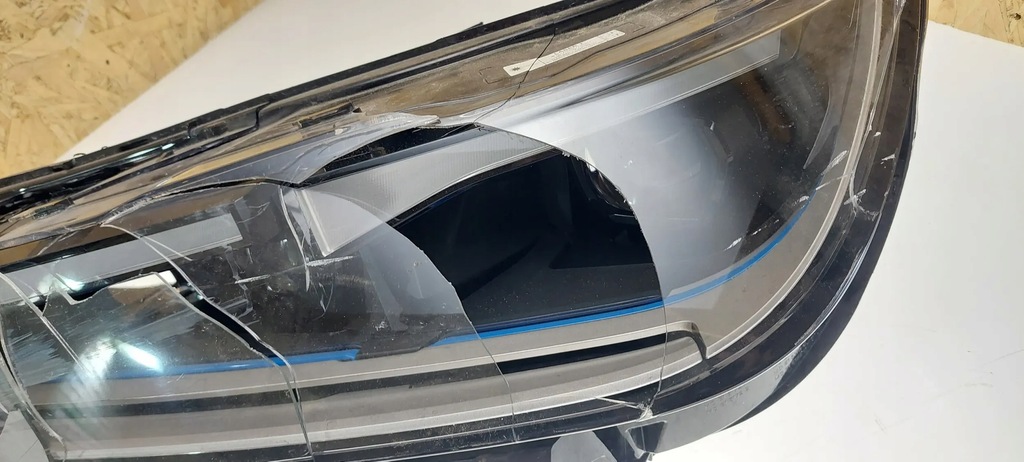 фото №8, Bmw ix 2022 лампы передние