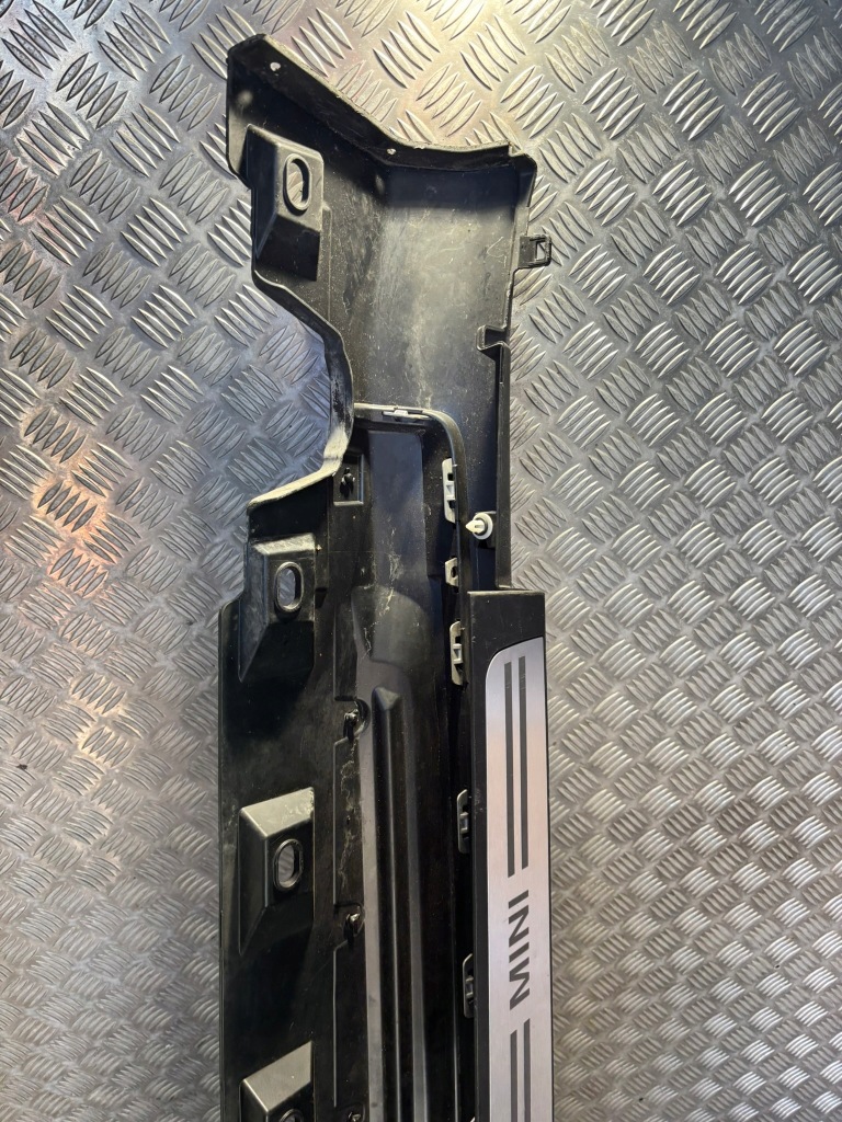 фото №4, Молдинг поріг права mini r60 9812758