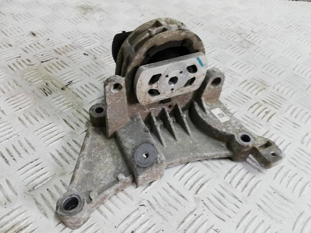 фото №1, Alfa romeo mito 0.9 кронштейн подушка двигуна