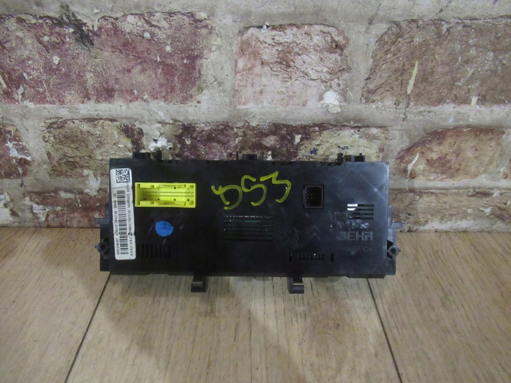 фото №2, Панель кондиціонера 96831720xt citroen ds3 2010/2016 rok