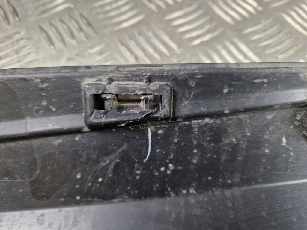 Молдинг дверь задних задний сторона правый  nissan murano z52 808705aa0a Цена