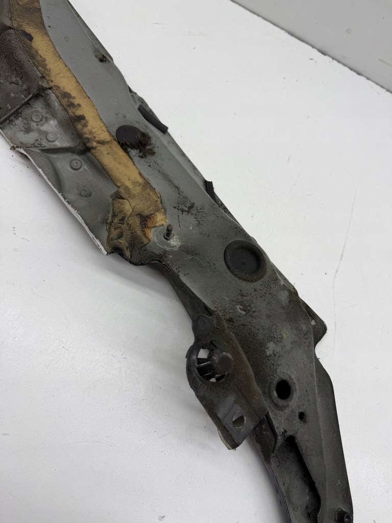 фото №8, Audi a6 s6 c7 четверть подкрылок кронштейн крыла правый перед ly9b