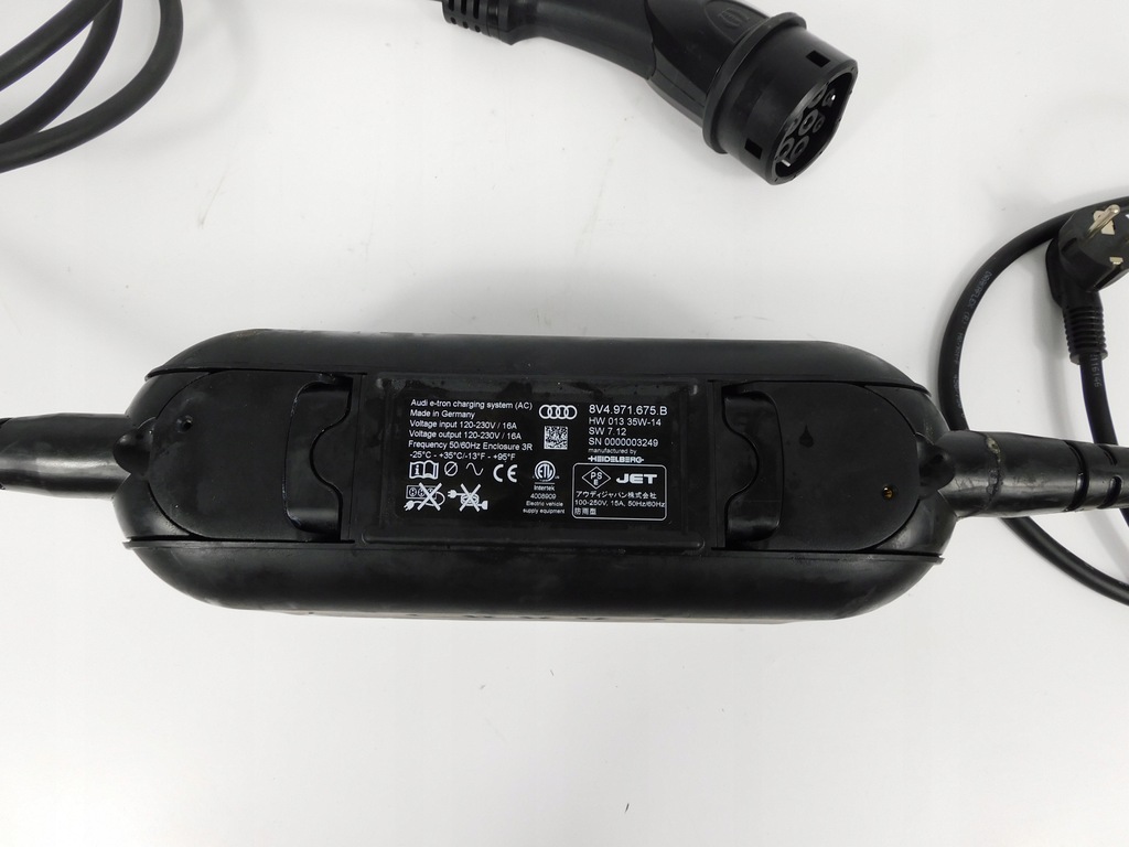 фото №12, Audi etron шланг зарядний зарядний пристрій 8v4971675b