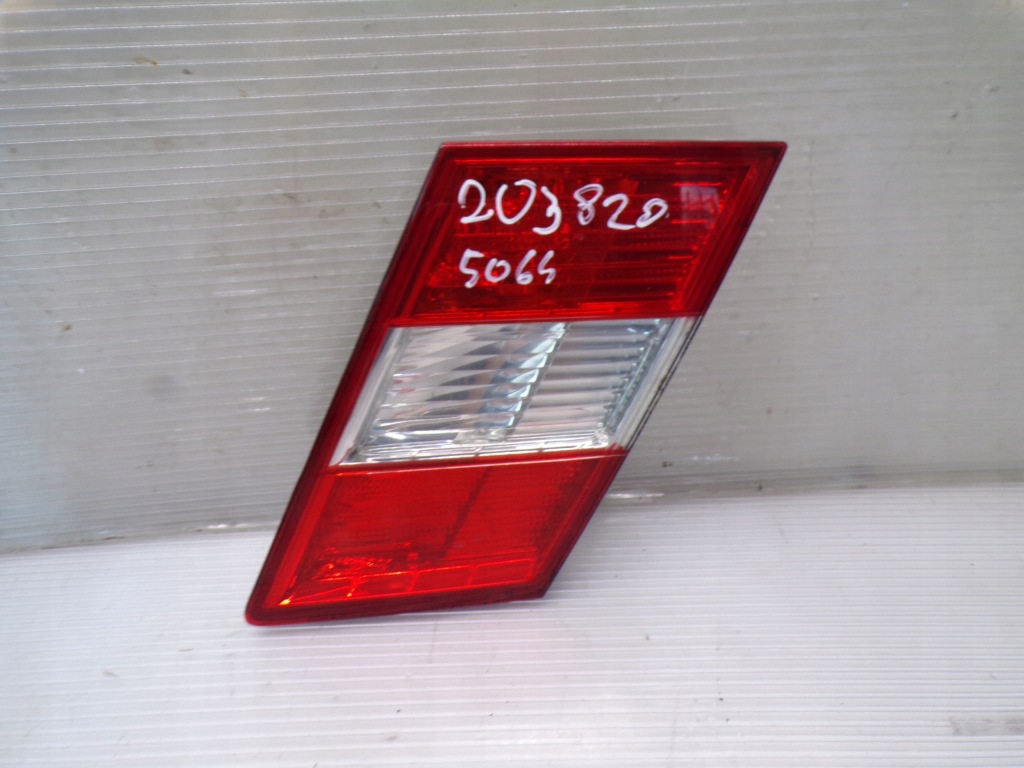 фото №1, Лампа правая задняя задняя mercedes w203 clc w крышка