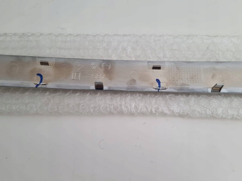 Renault clio v 19- молдинг двері правий задній задня права 828760551r Зі Шроту