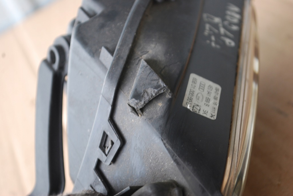 фото №9, Протитуманна фара лівий перед audi a8 d3 ii lift 4e0941699b