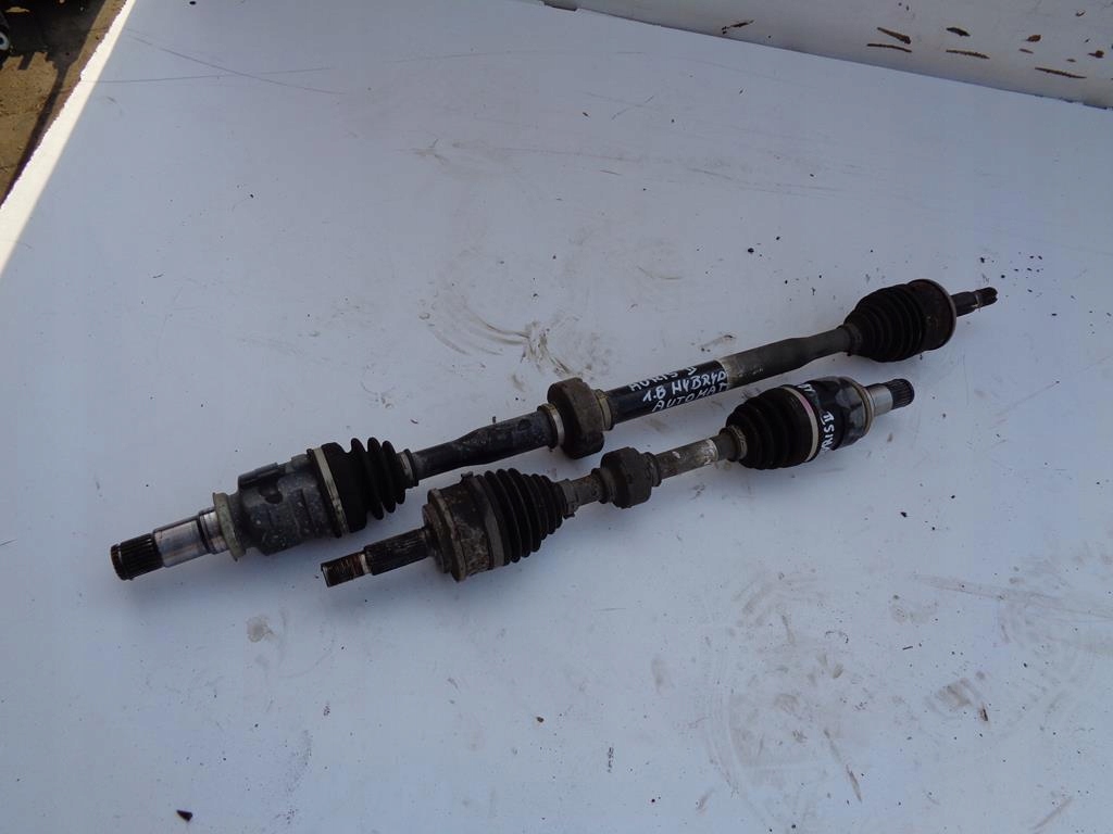 фото №1, Приводной вал левый перед toyota auris 2 ii 1.8 hyb