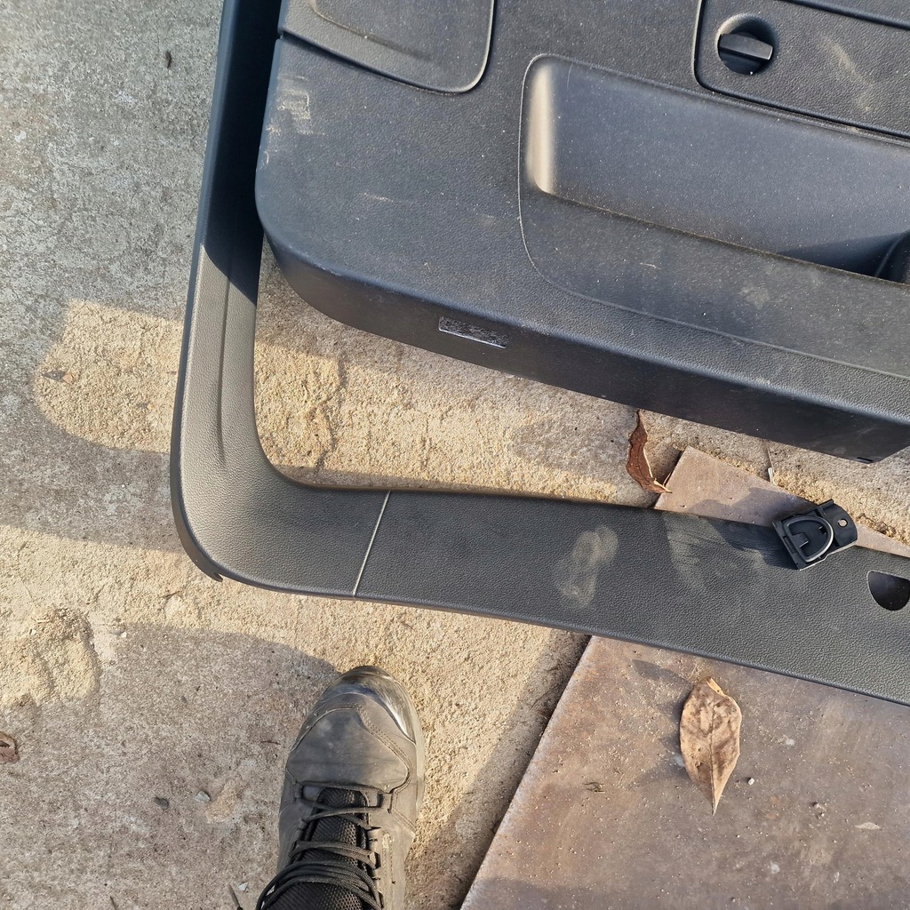 фото №5, Обивка крышки audi a6 c7 kombi шторка 4g9867979c