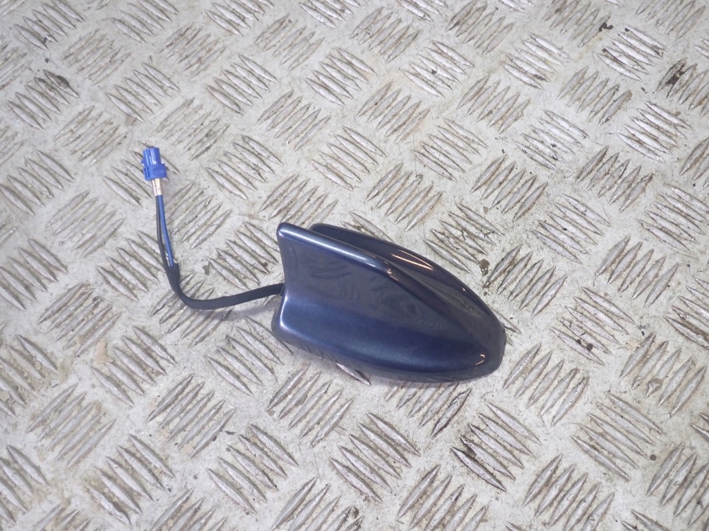 Антенна кровельная плавник ford explorer 2020- Доставка