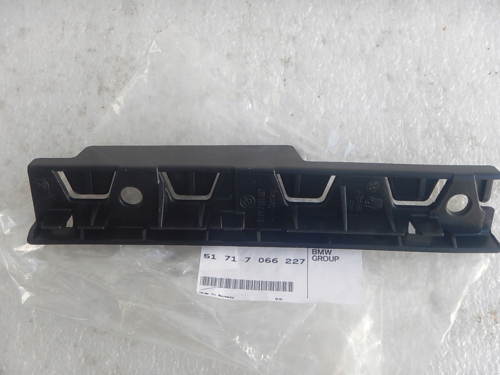 Купити Bmw 5 e60 напрямна поріг 7066227