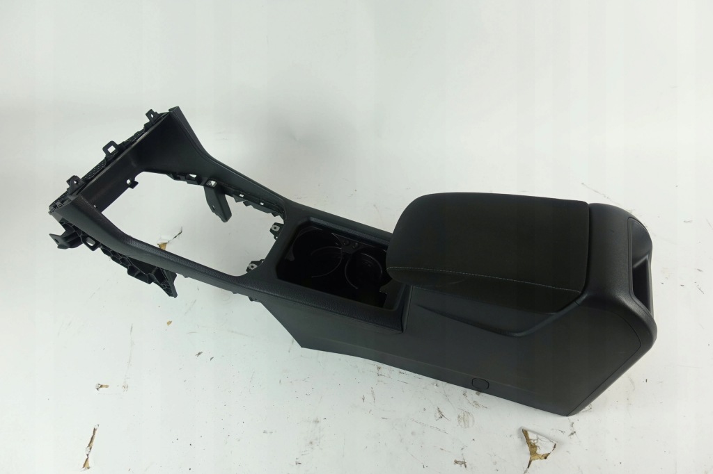 фото №1, Vw golf sportsvan туннель средний