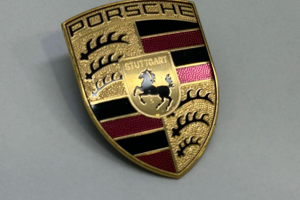 фото №7, Значок автомобиля porsche macan 95b 99155921502 3.6l бензиновый 294kw 2015