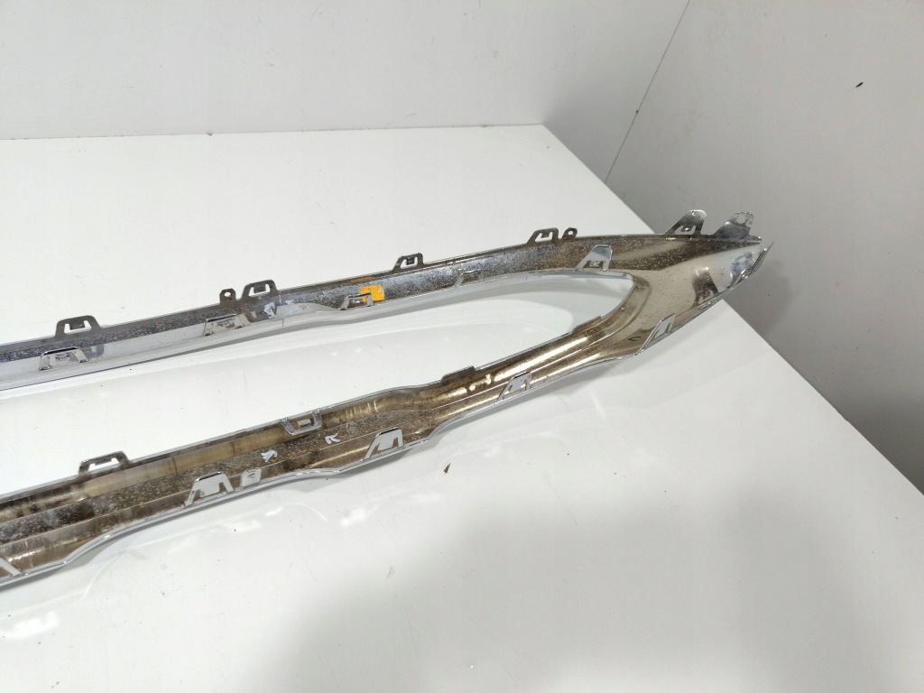 Mercedes glc w254 накладка хром на бампер передній Доставка