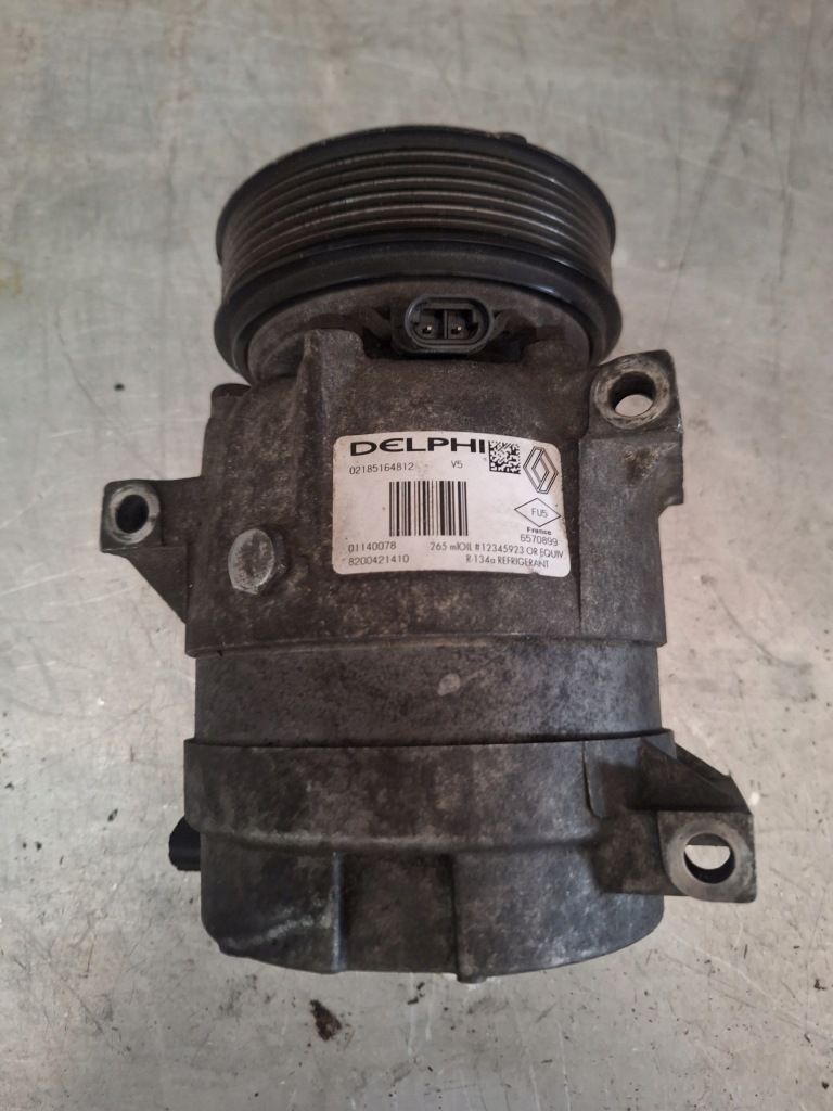 фото №1, Renault компрессор компрессор кондиционера 8200421410