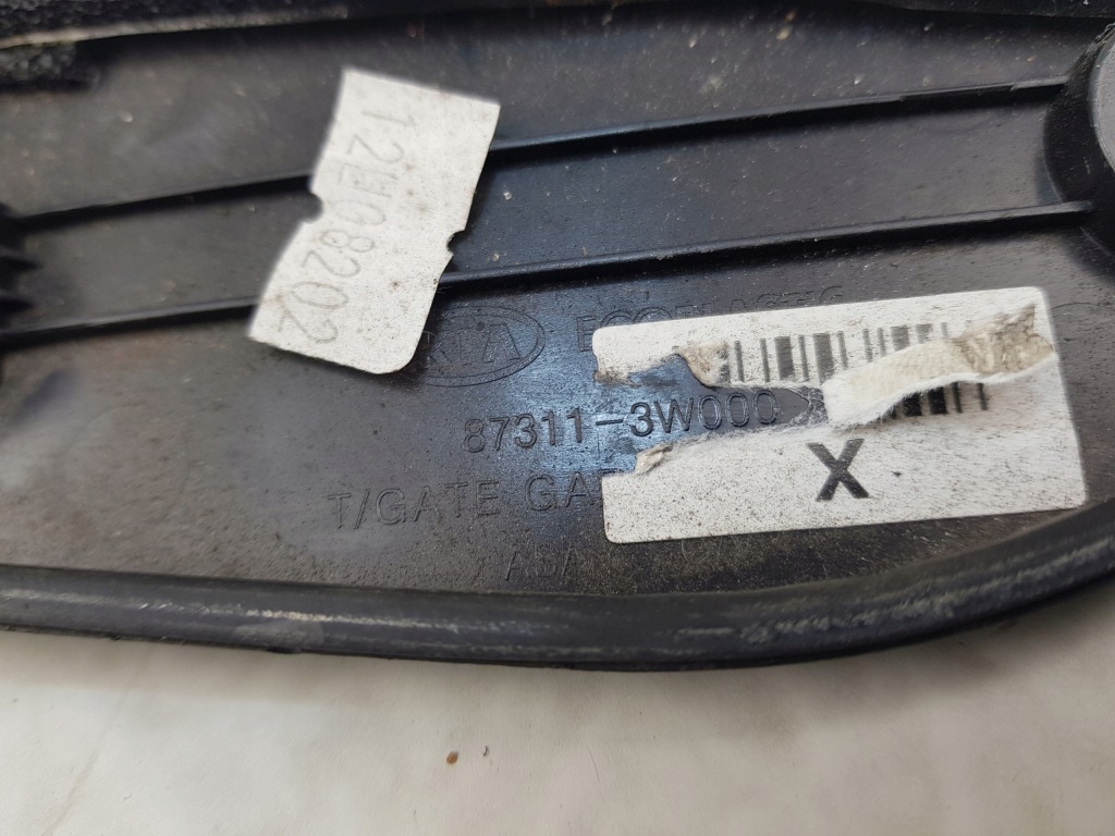 фото №10, Kia sportage iii молдинг накладка крышки задний oryg