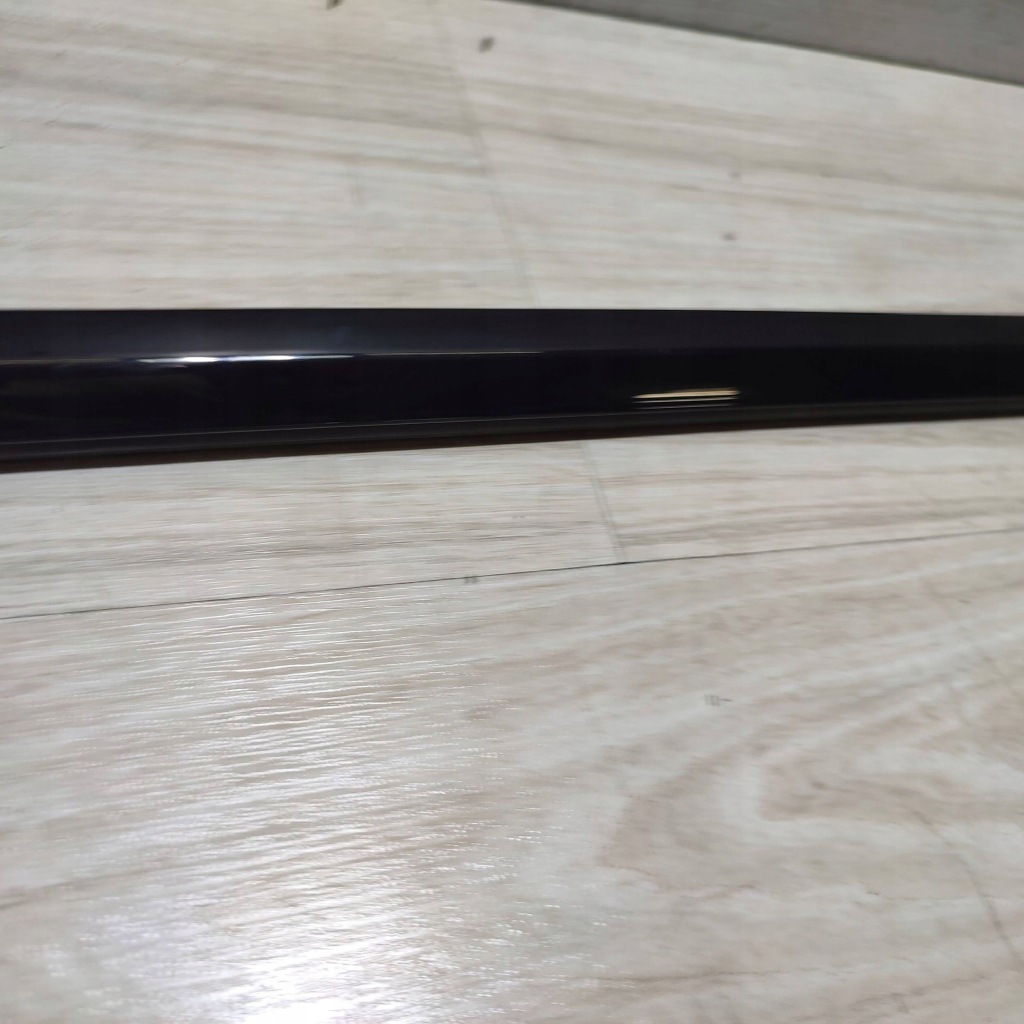 Напрямна скло задній задній сторона права jaguar f-pace p7fp Недорого