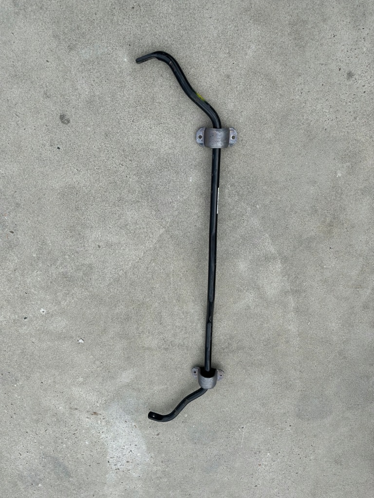 фото №1, Стабилизатор перед 4m0411305r audi q7 q8 !