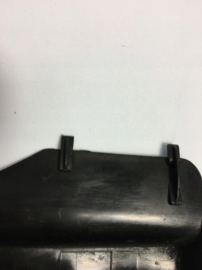 фото №8, Захист пластик фаркопа замка капот mercedes w124 1248890025