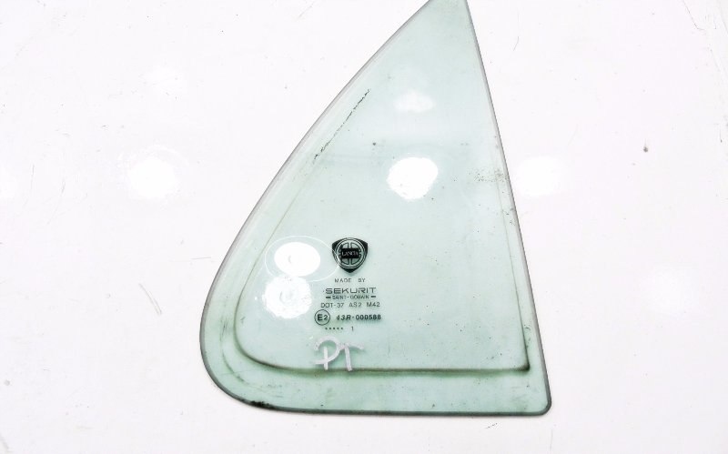 фото №1, Скло бічна правий задня lancia lybra kombi