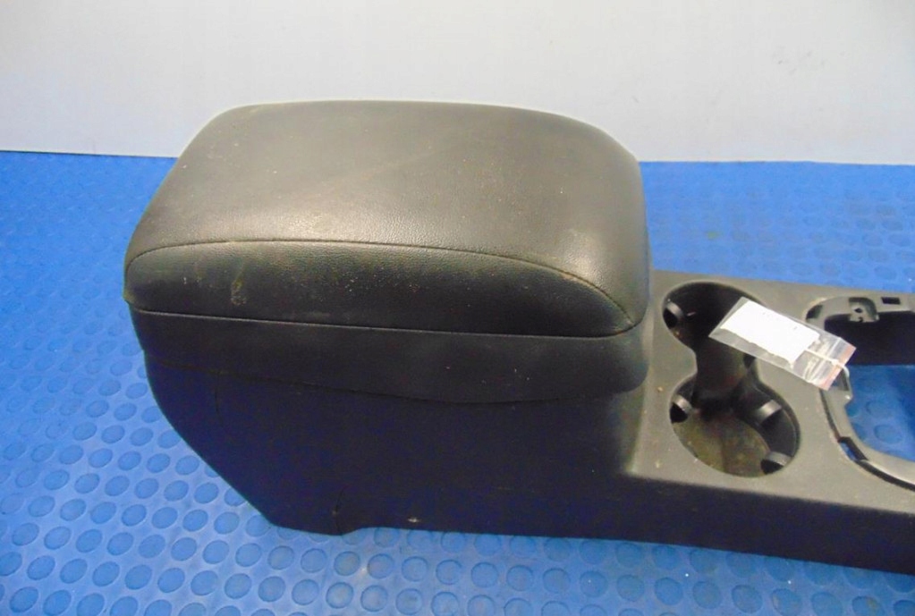 фото №5, Hyundai santa fe ii подлокотник