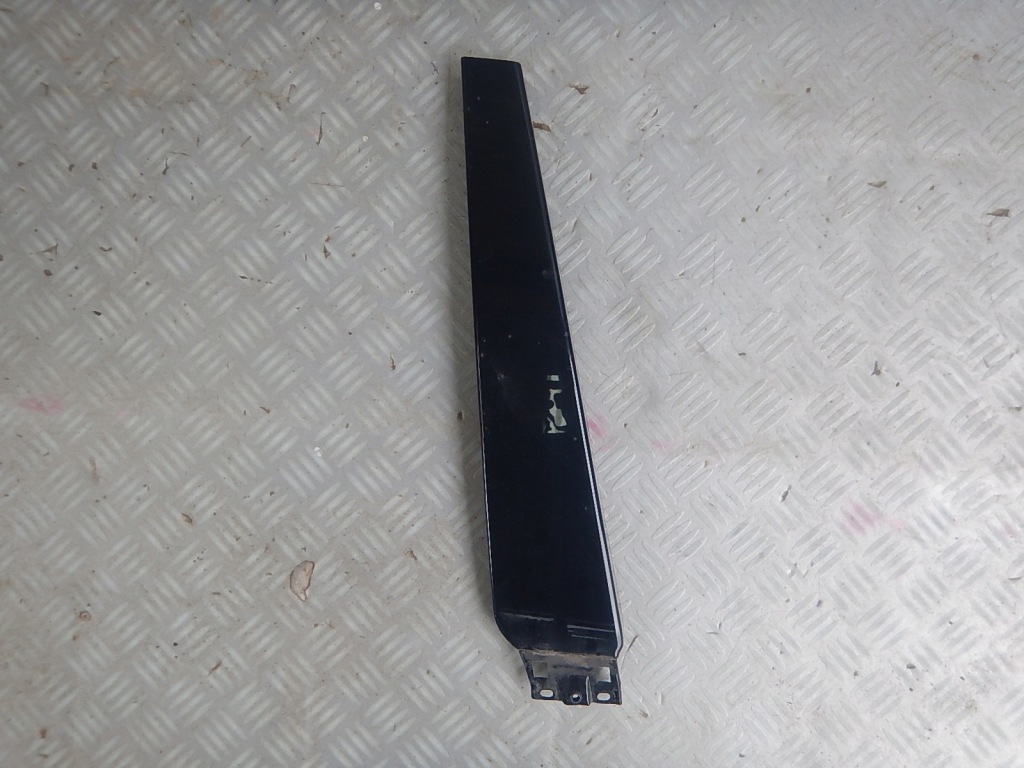 фото №1, Audi a4 b6 b7 молдинг защита na блок двигателя средний