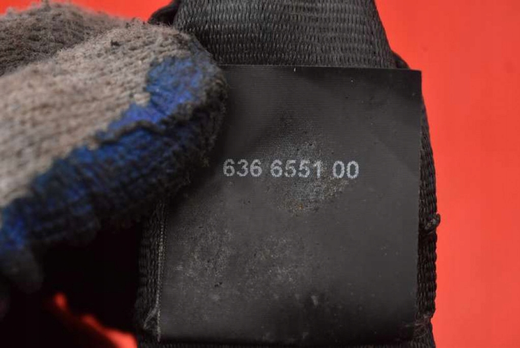 фото №8, Pas безопасности правый перед eu 635394200a jaguar f-pace x761 16-20