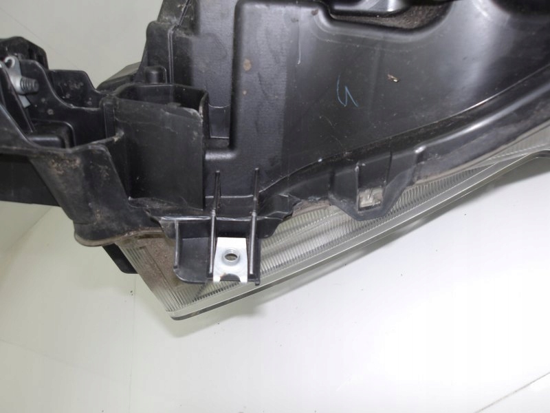 фото №5, Subaru legacy oudback lift лампа перед права led